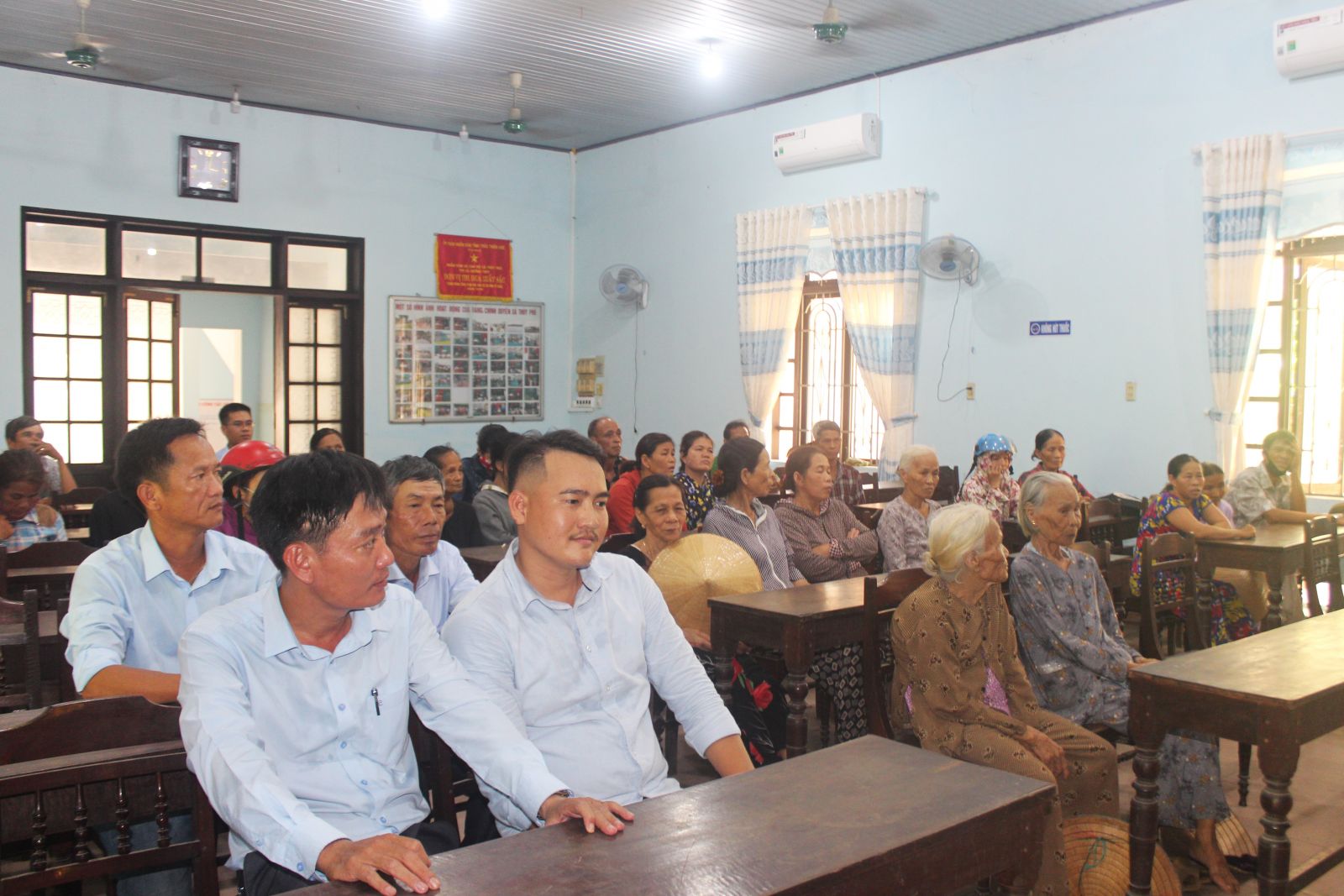 Chương trình từ thiện tại xã Thủy Phù