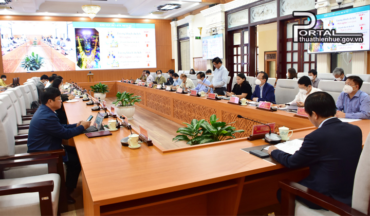 https://thuathienhue.gov.vn/Portals/0/MINH2022/THANG%203/M_20220302_HOPTHUONGKY3.jpg