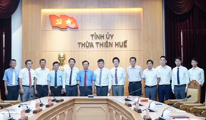 https://thuathienhue.gov.vn/Portals/0/2022-HUY/07-08/20220830TU2.jpg